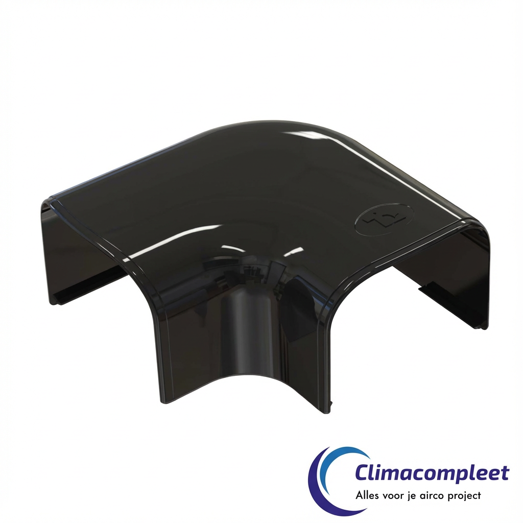 Zwarte Tecnosystemi Optima platte Bocht 90° RAL 9005 voor nette afwerking van de airco leidinggoot rond een vlakke hoek op de gevel.